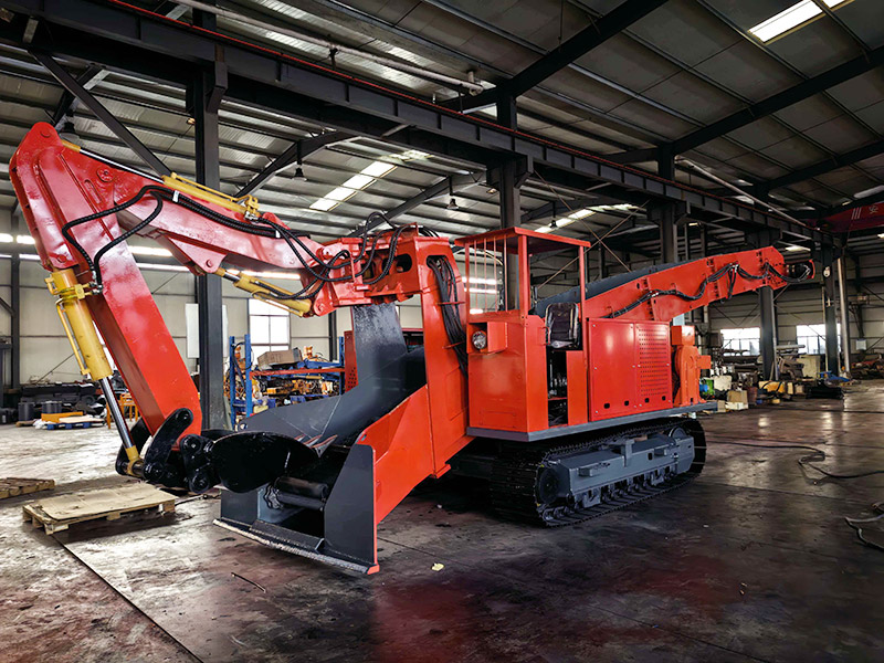 220型履带刮板扒渣机